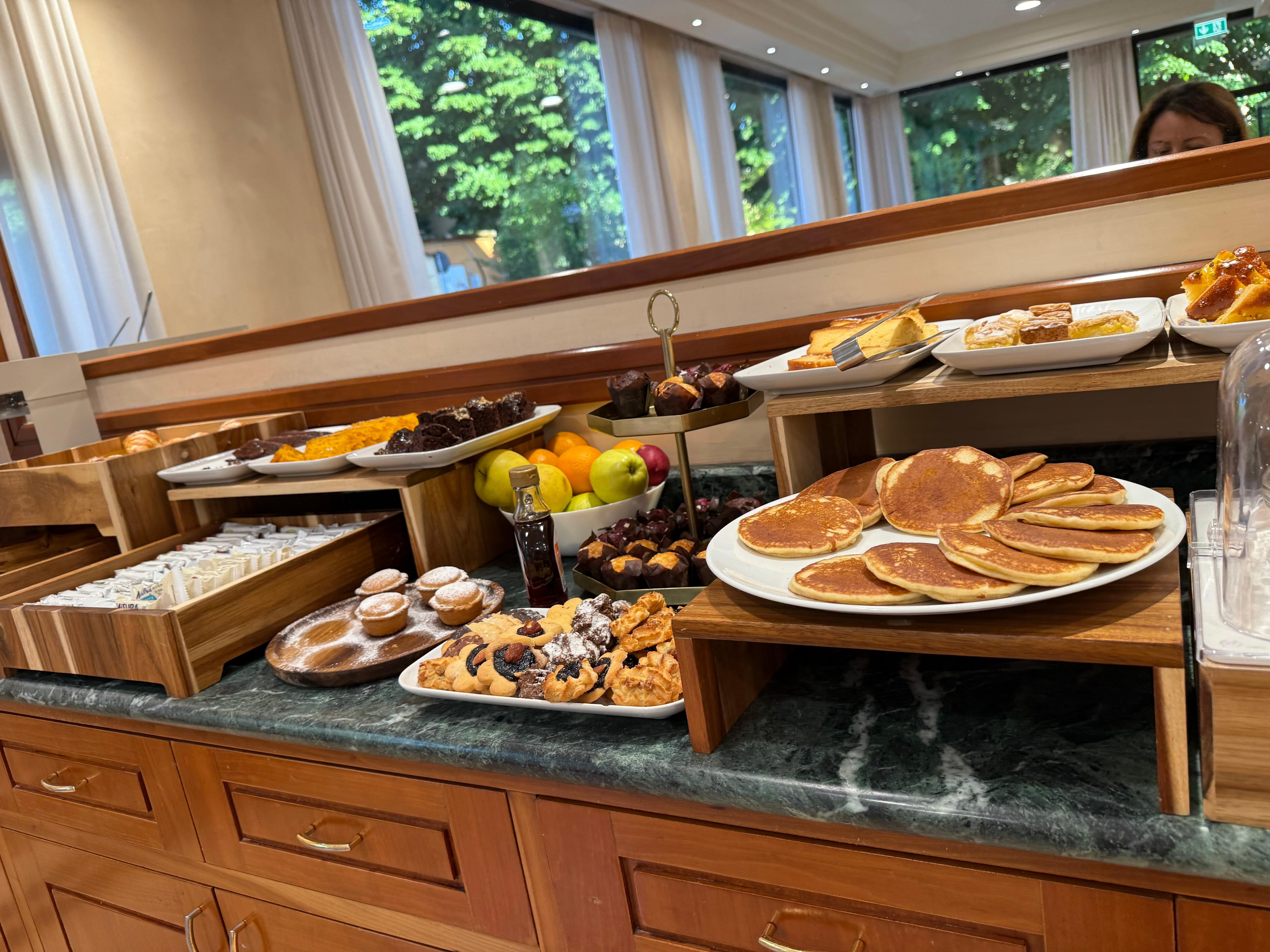 Buffet breakfast 