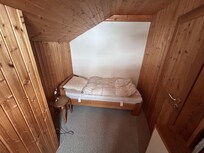 Einzelzimmer im 2. OG