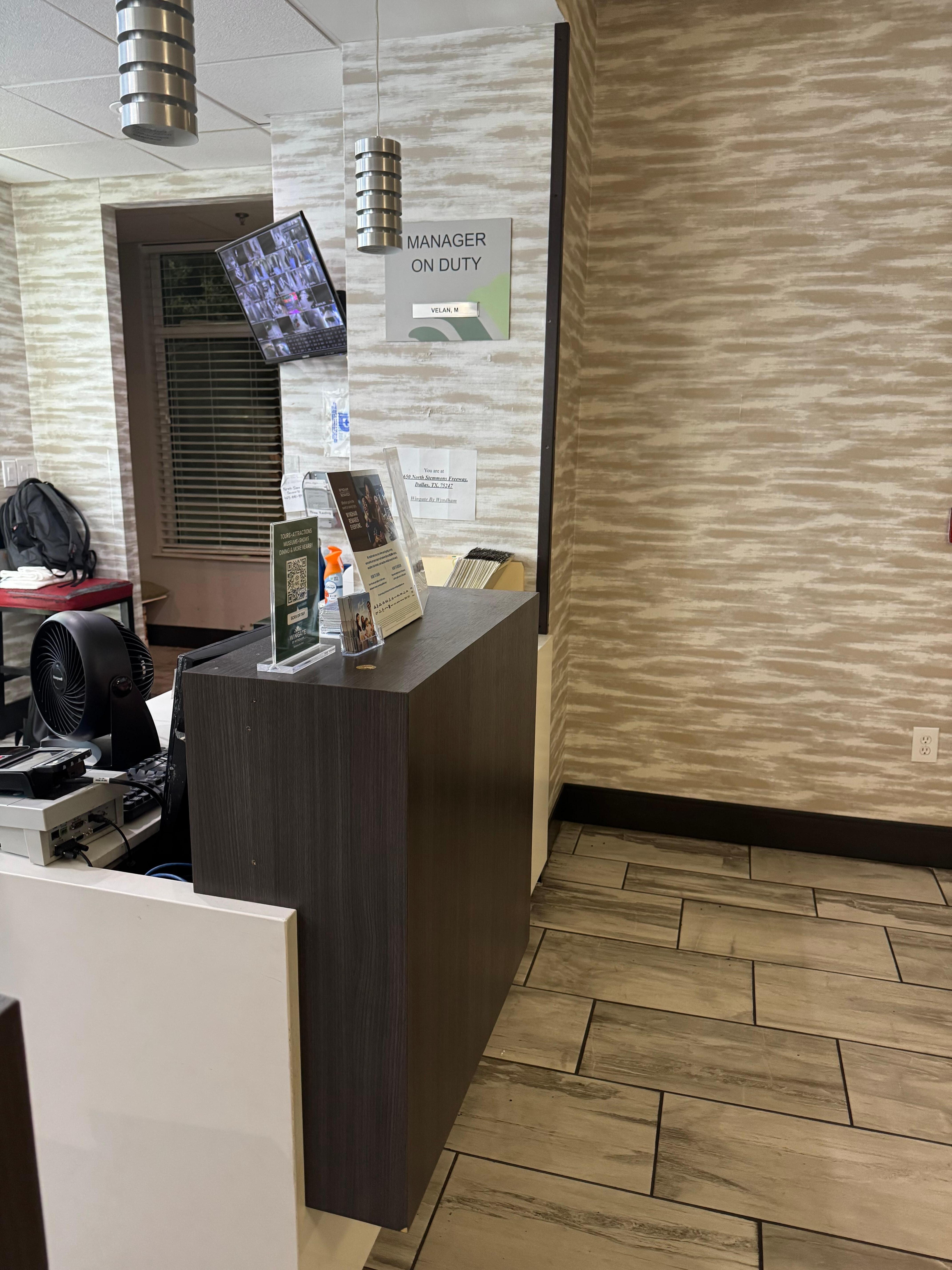 Front desk 