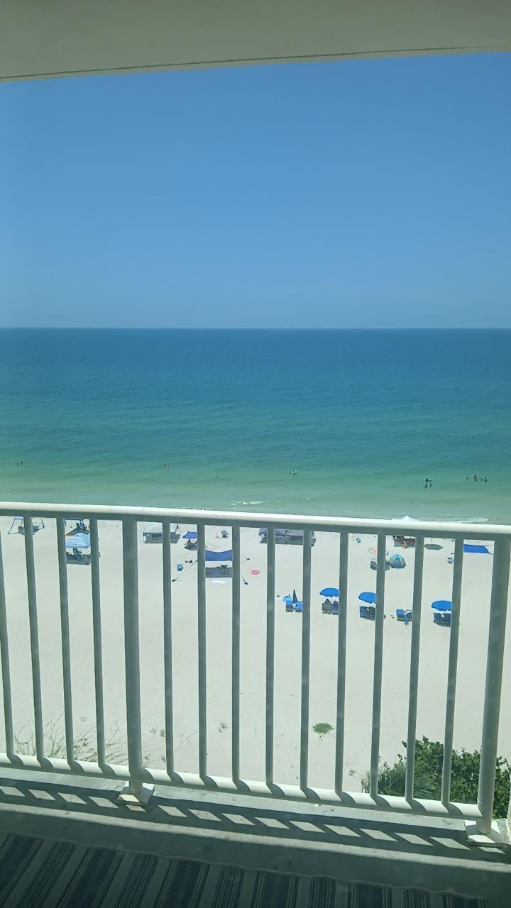 Hare to beat those white sand beaches and that clear gulf water.