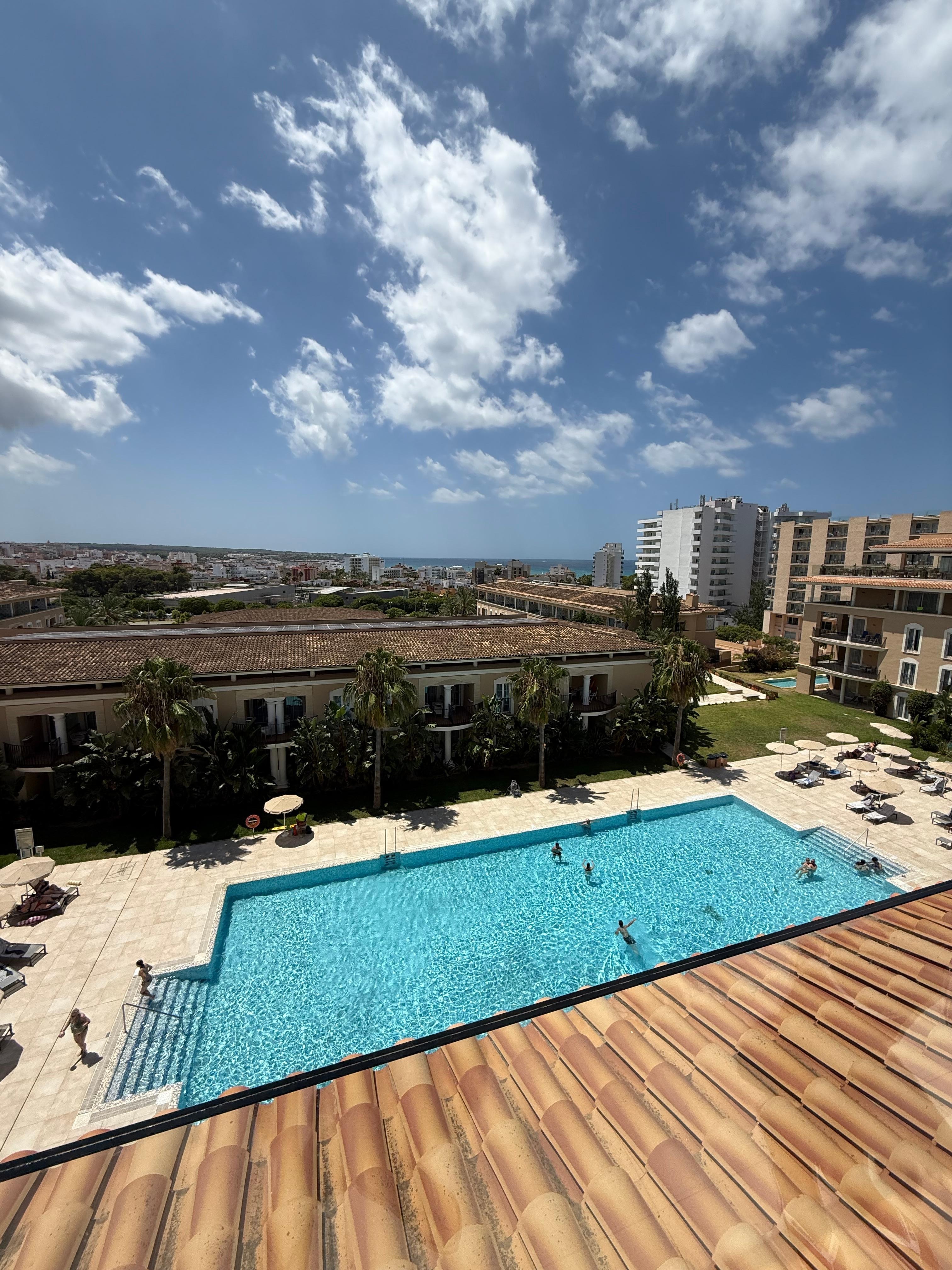 the view from the adult only sky pool