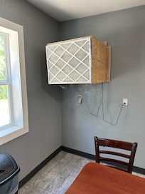 AC unit in the dinning room