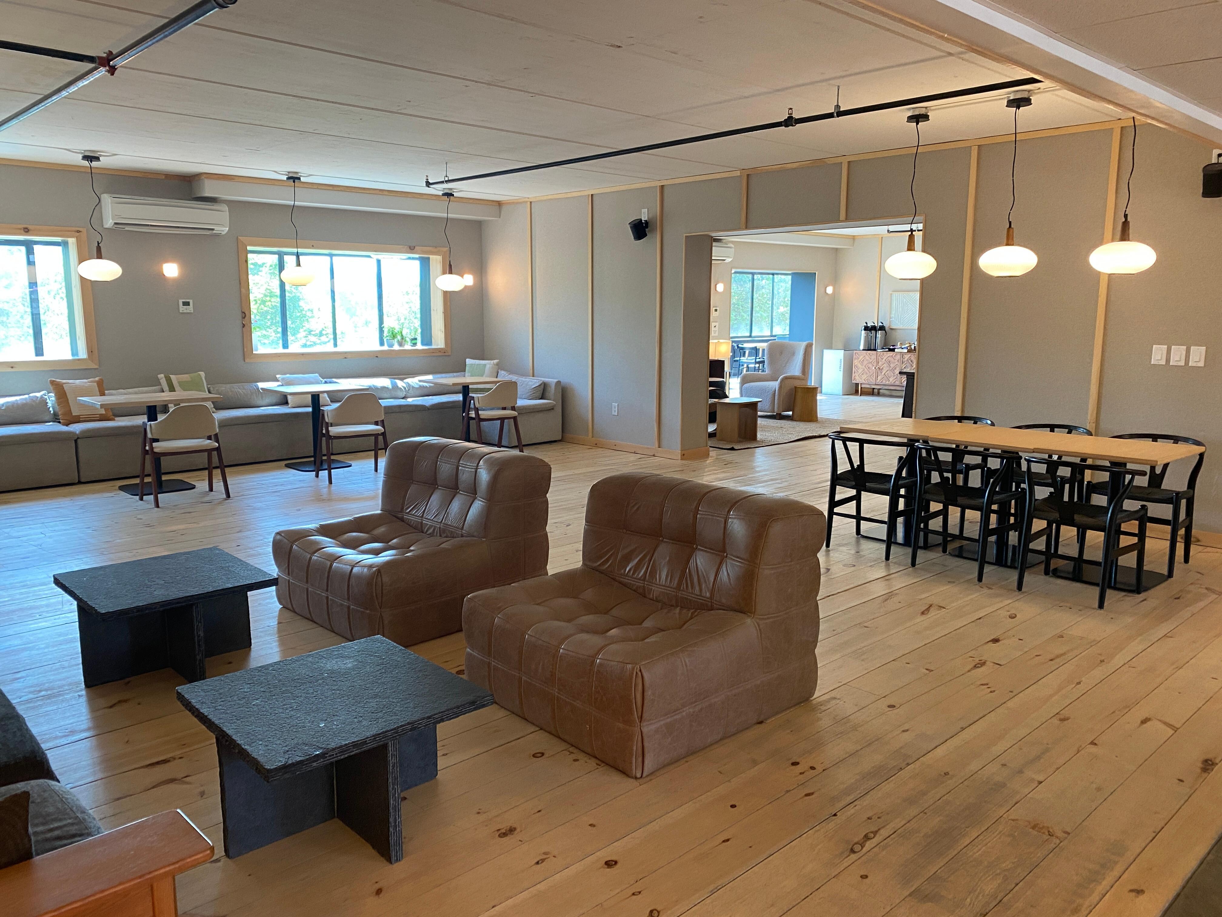 Guest Lounge