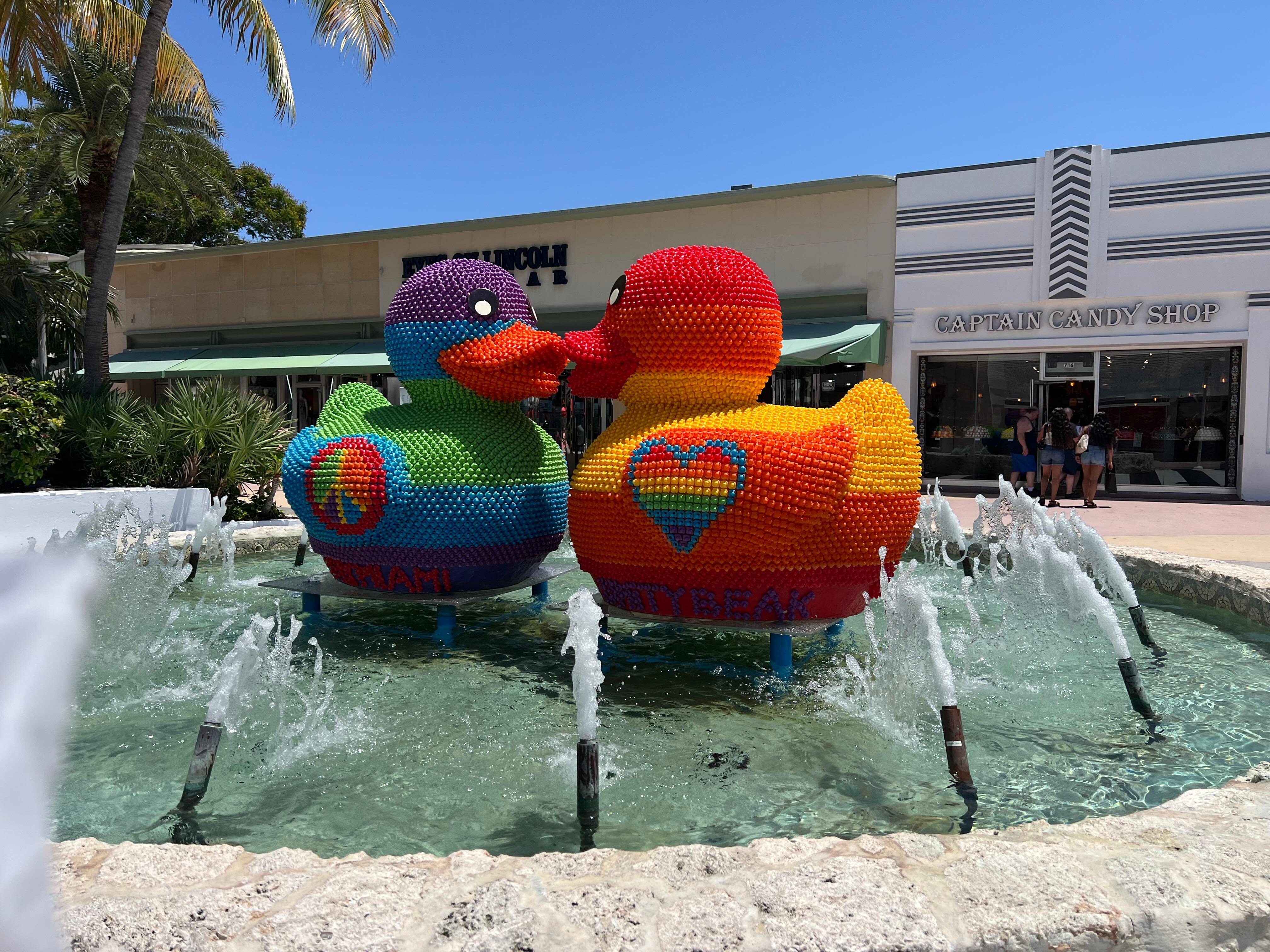 Artwork in Lincoln Road. This is made up of thousands and thousands of little duckies.