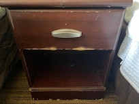 Interieur is oud en versleten