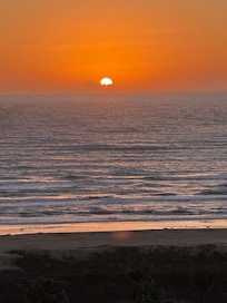 Beautiful morning sunrises daily