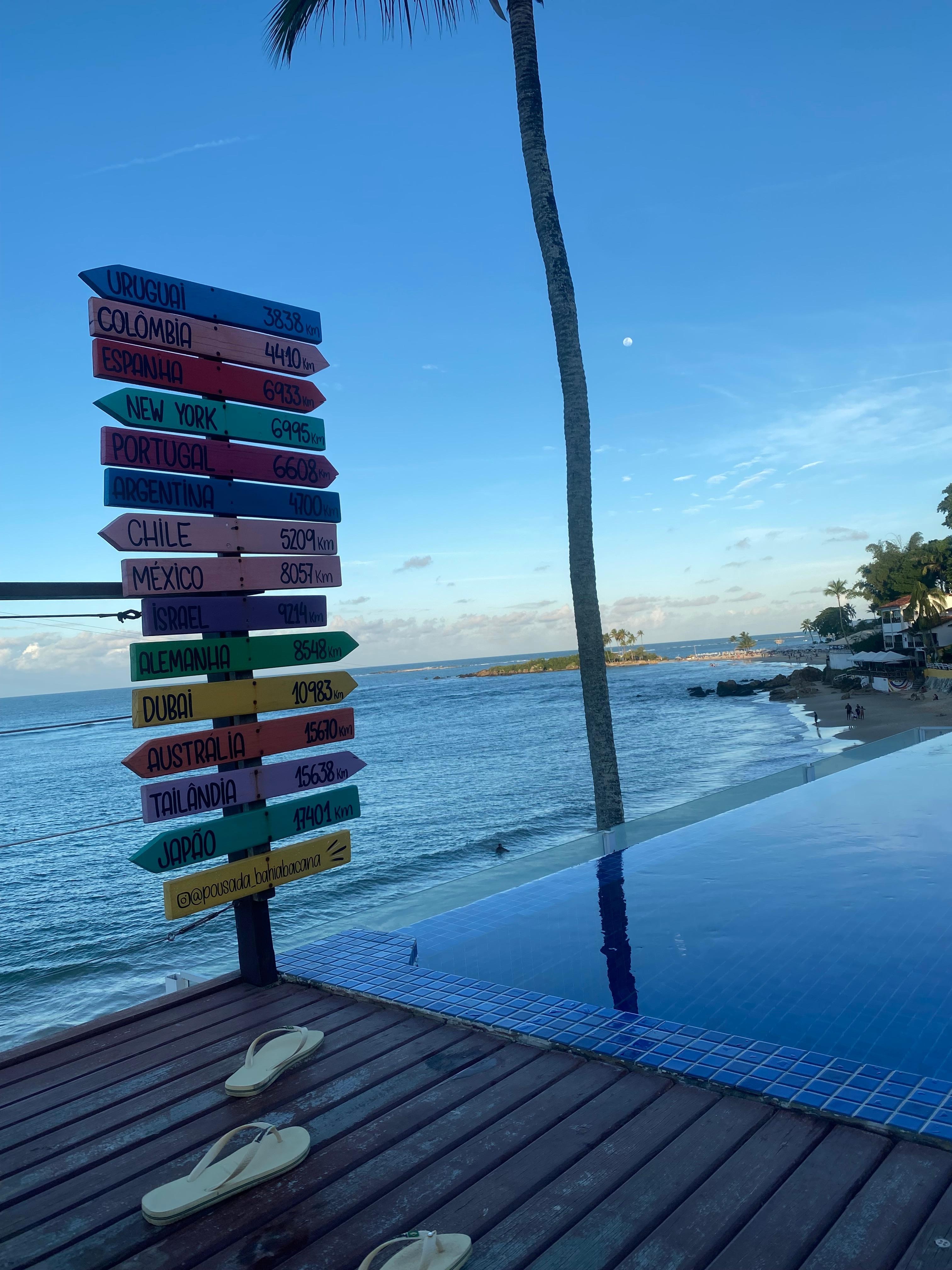 Foto Piscina borda infinita 