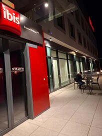 Eingang bei Abend
