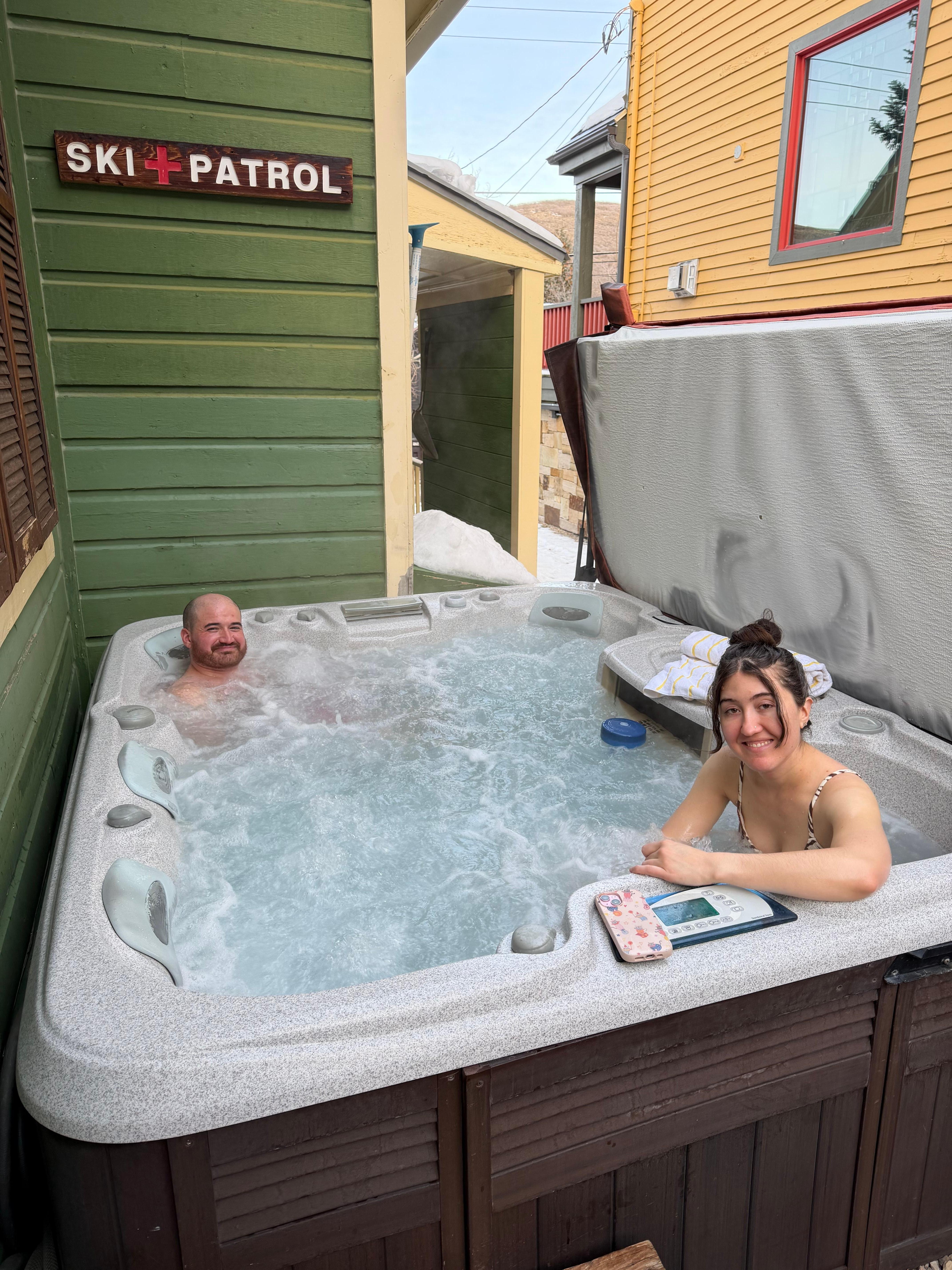 Great hot tub!