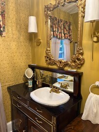 Ensuite for Room 3