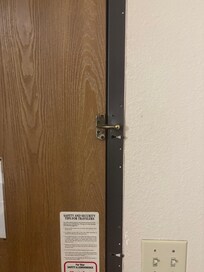 No security latch/ know for door!