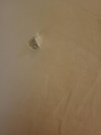 this is a picture of the hole in the sheet
