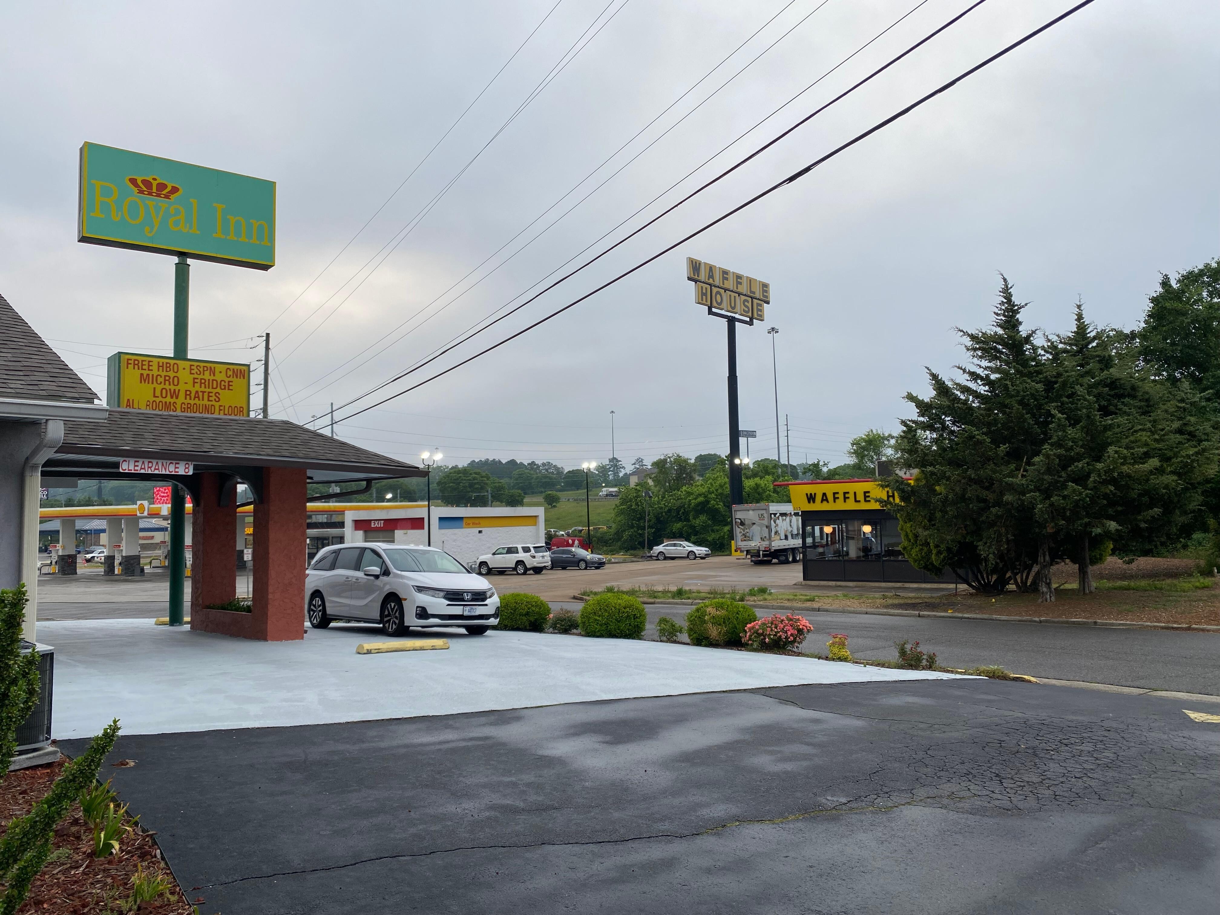 Better perspective of just how close the Waffle House is to the hotel. 