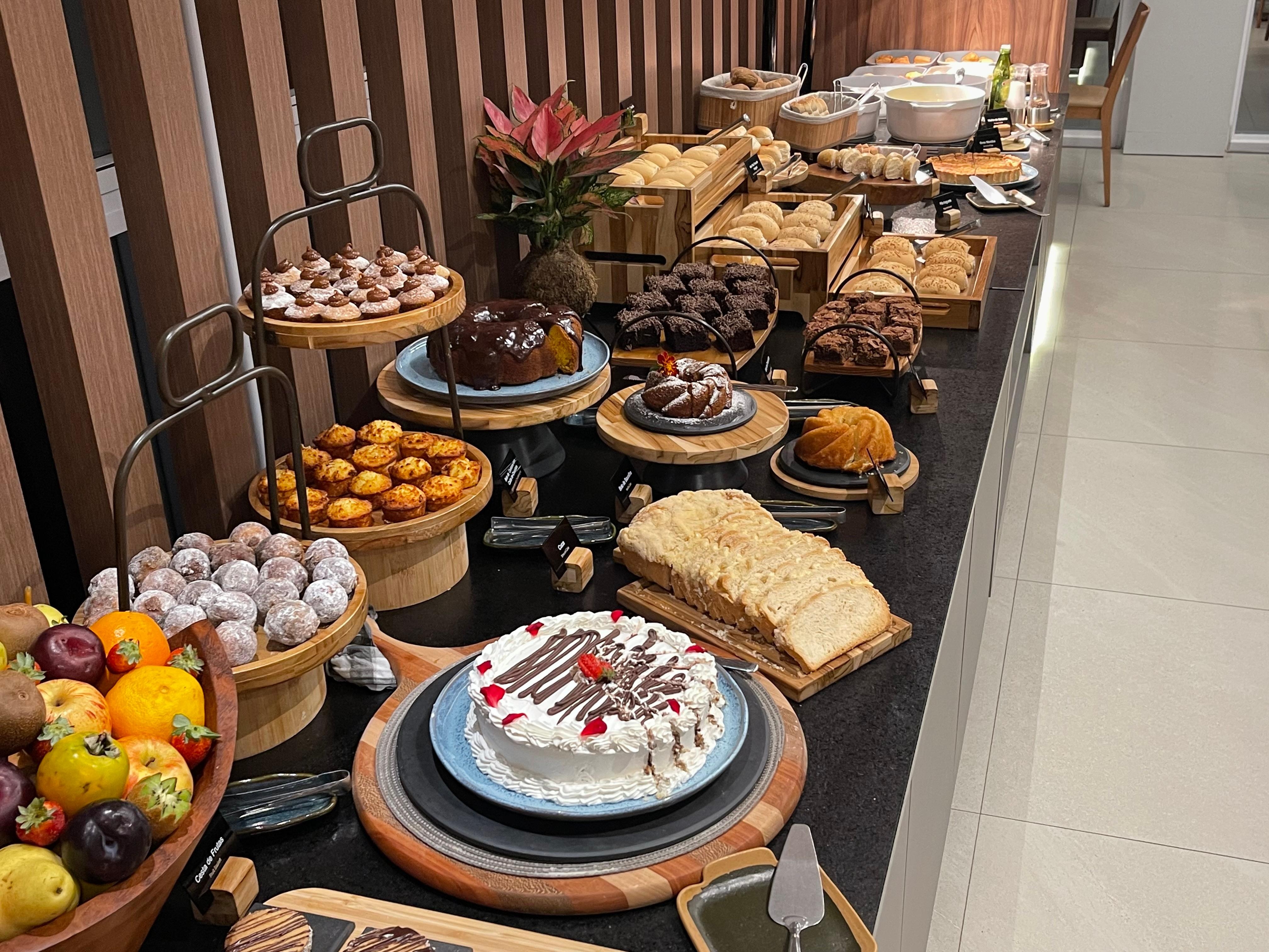 Brote und Torten / Frühstück