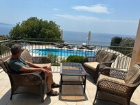 Terrasse vor dem Haus