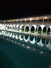 Hermosa vista nocturna de la Alberca.