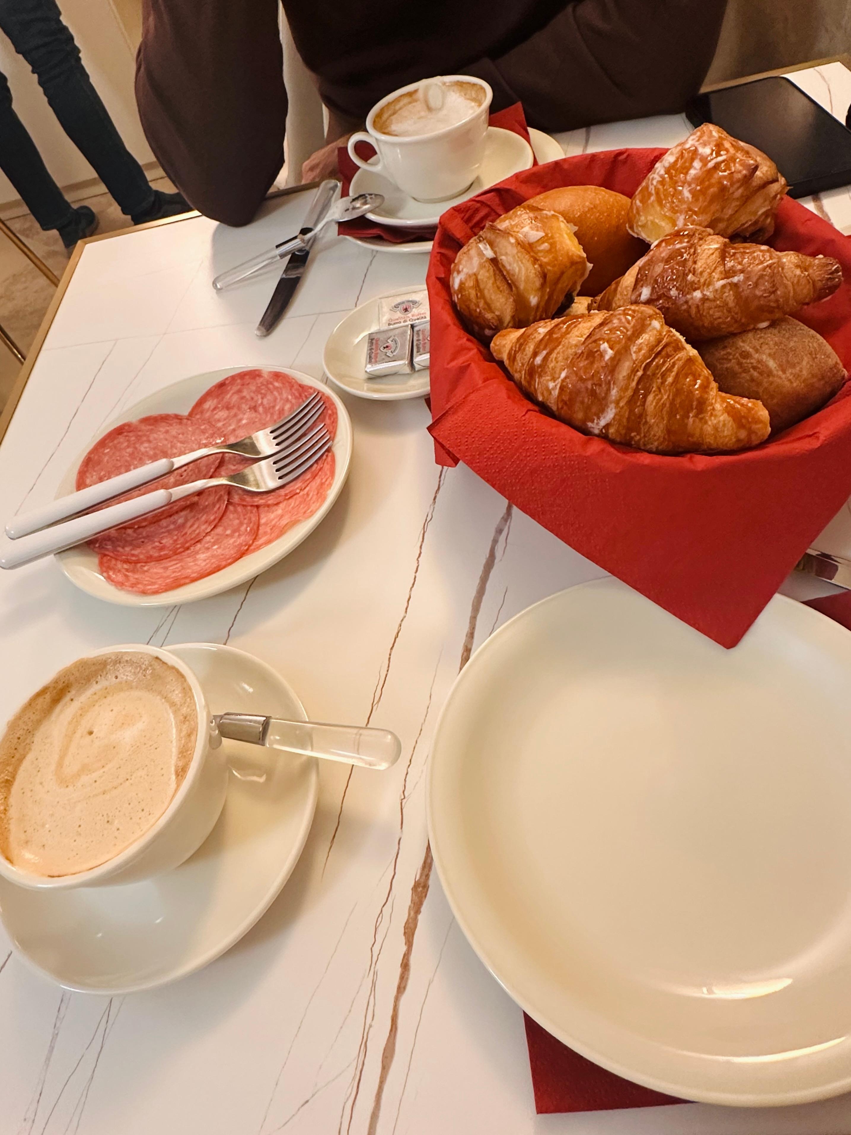 Café da manhã maravilhoso 