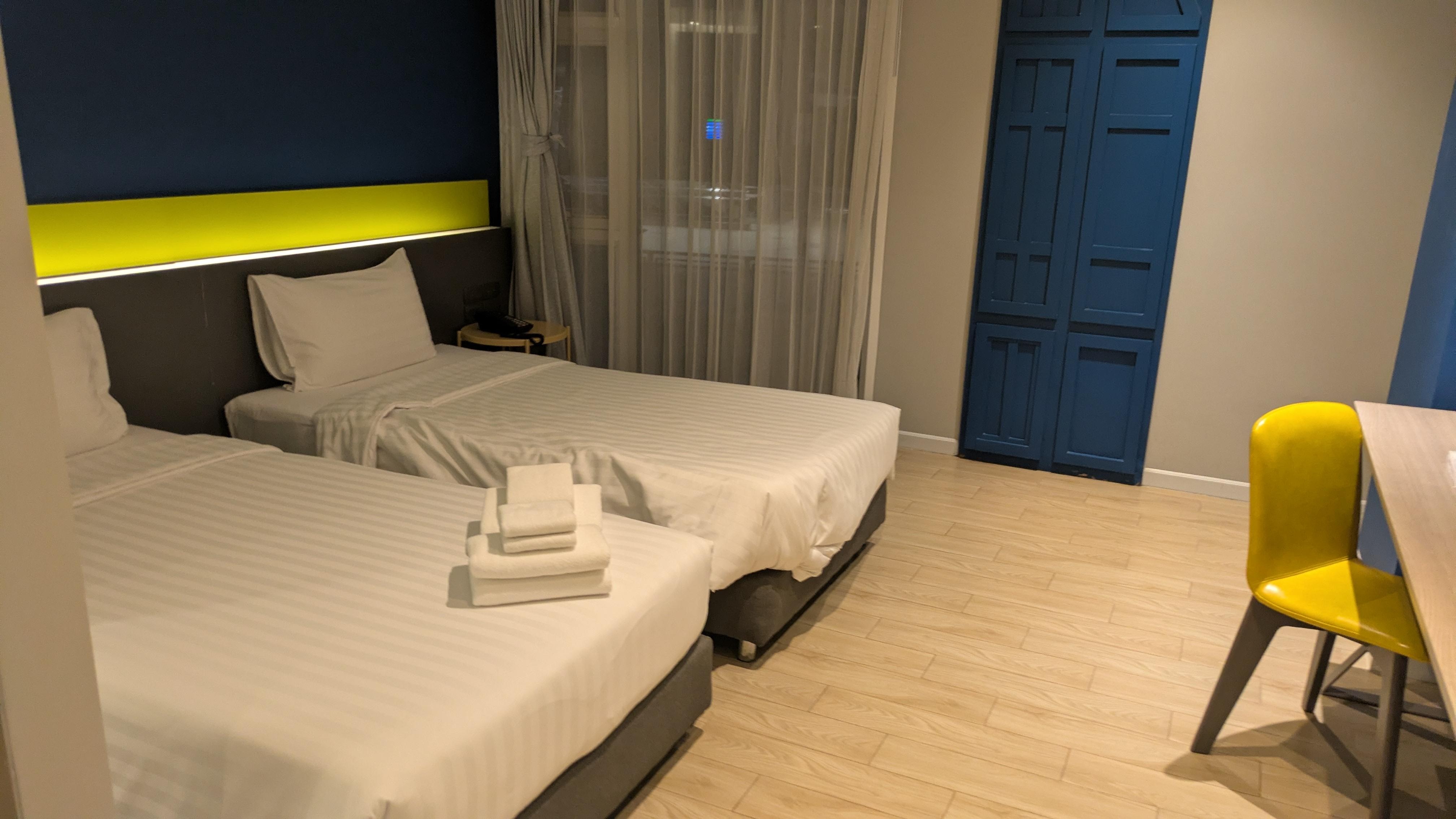 ベッドはバグチェックをしたため少し乱してしまいましたが、元々はきっちりしてて清潔でした！