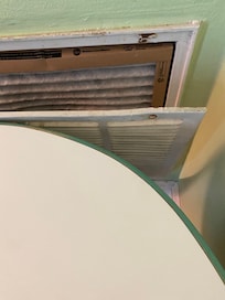 Dinning room vent