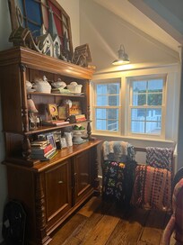 Example of lovingly decorated antique cottage chic