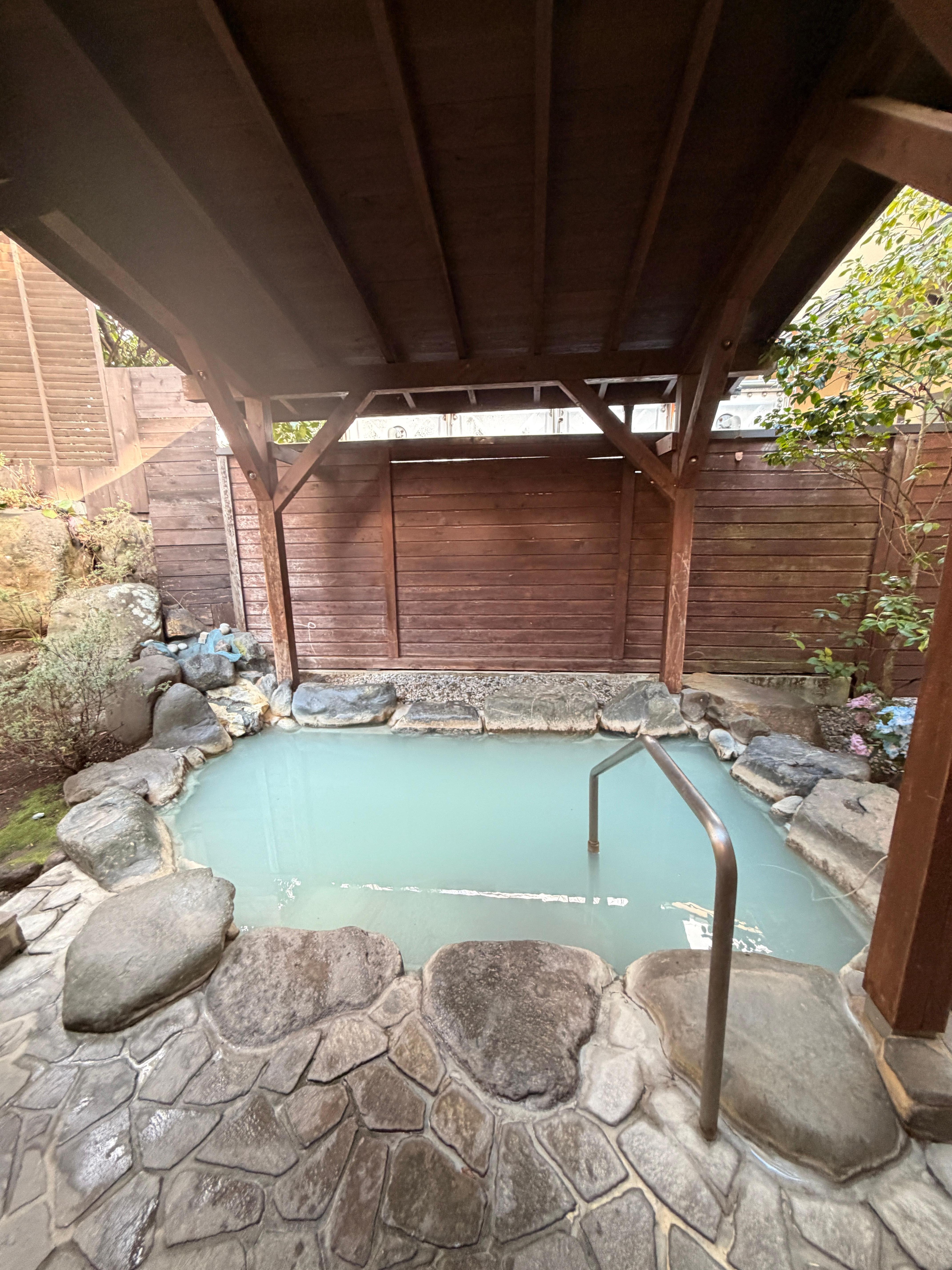 Outdoor onsen