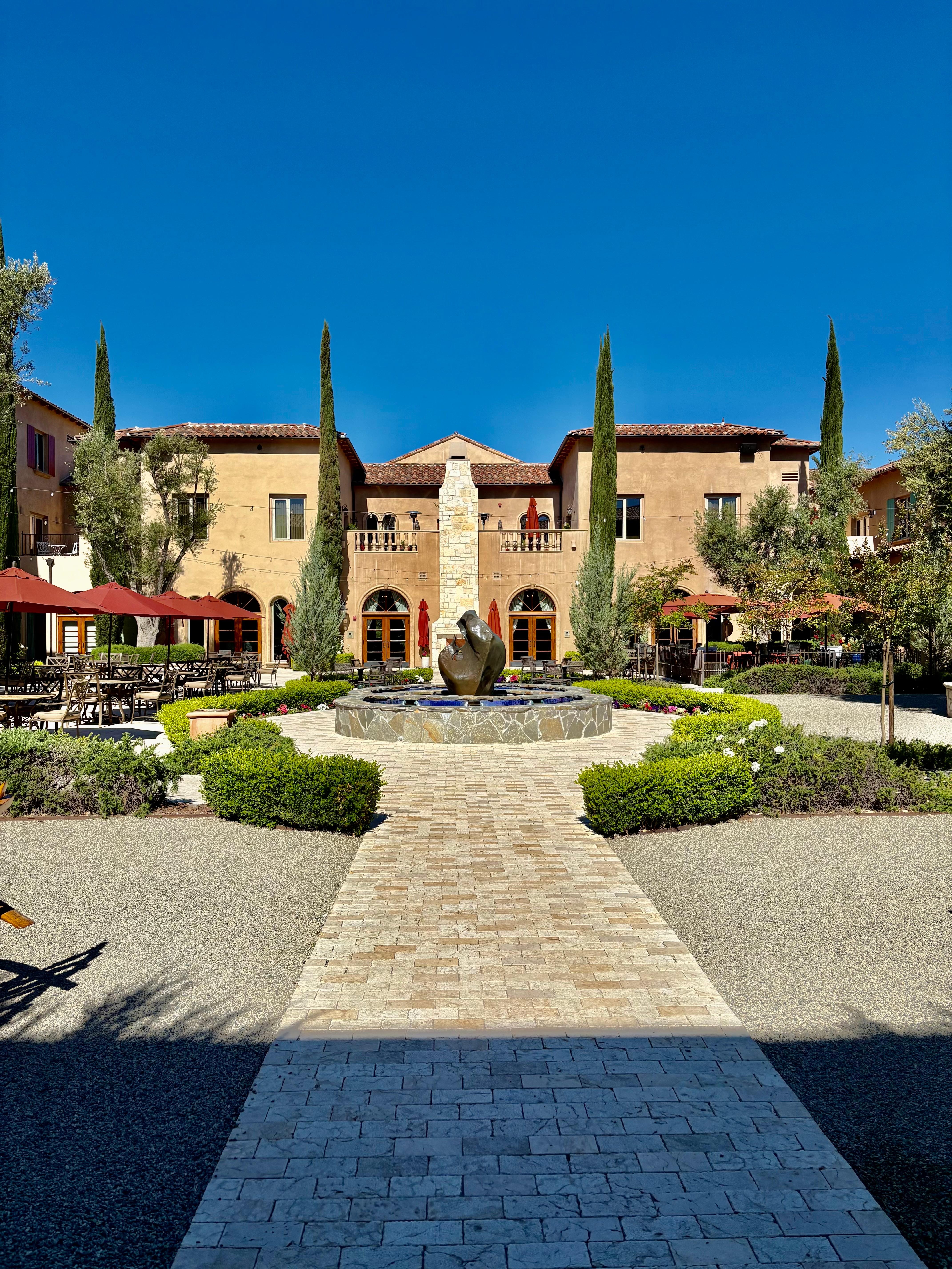 Allegretto Courtyard with fountains and fire pits