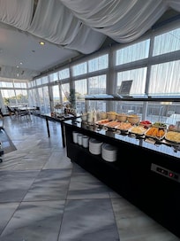 Café da manhã excelente