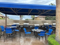 Covered BBQ grill arra