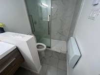 Plancher cassé murs sals