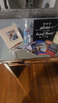 Presentation table