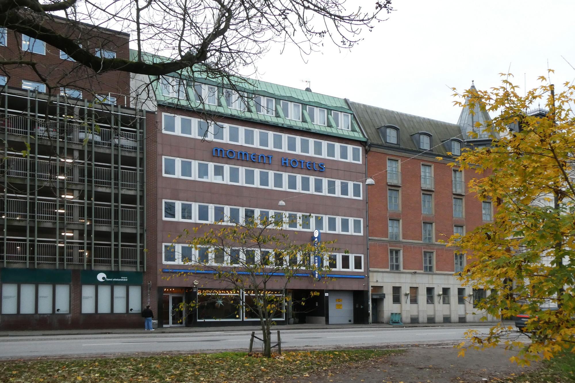 Just across from the central station.