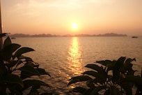 Sunset Ha Lobg bay