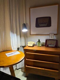 Vintage decoración. Y el teléfono sí funciona!