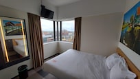 corner room on 11th floor (1109)
