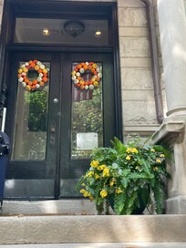 Front stoop made for lovely conversations.