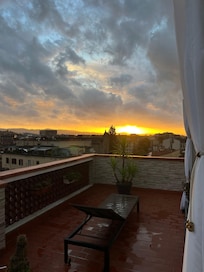 Balcony view of sunset was stunning. Great place for a glass or two of good Italian wine and great Italian food.