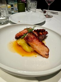 Pulpo en el restaurante El Telón, dentro del hotel