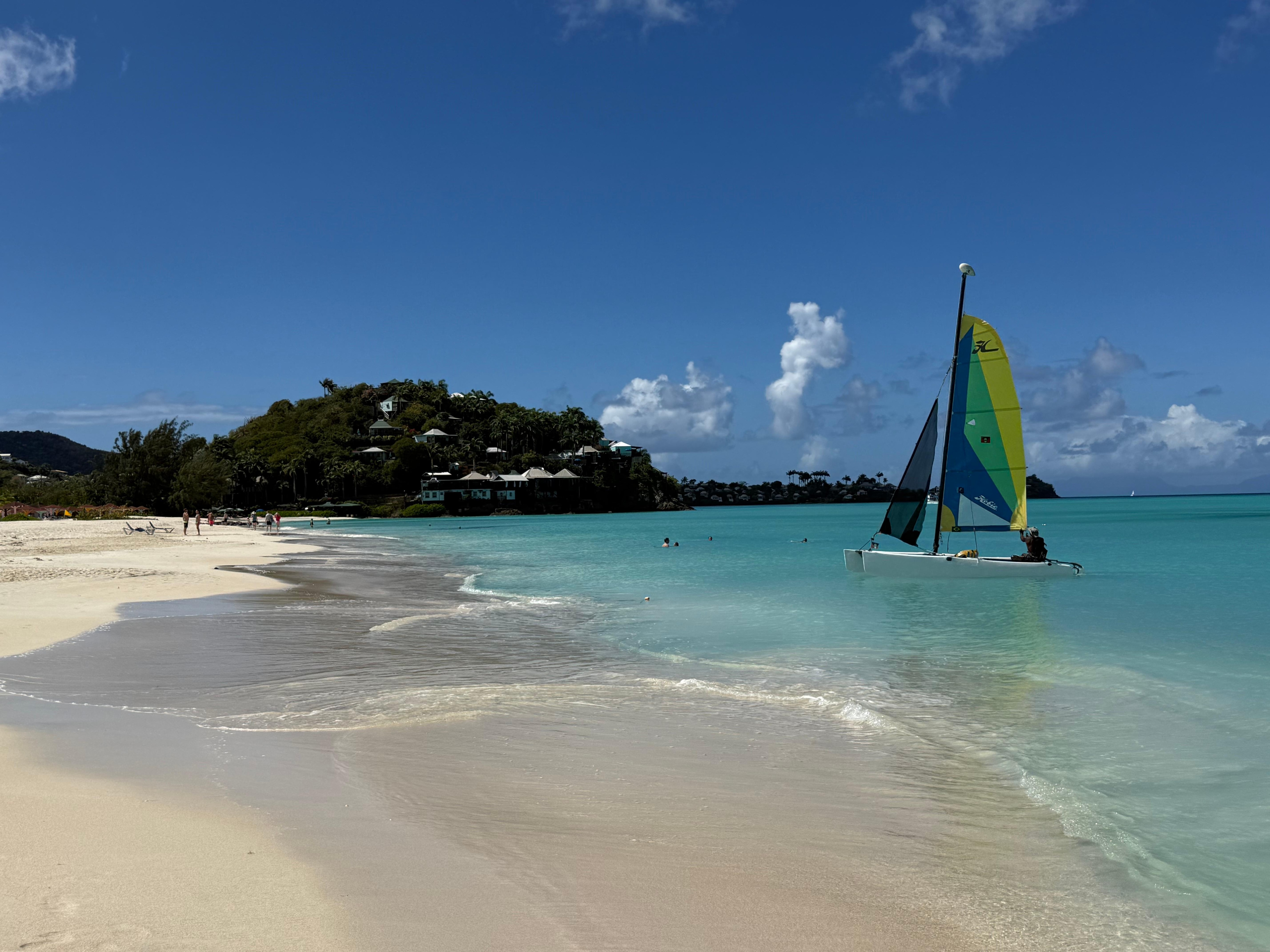 Jolly beach only a 5 minute walk away