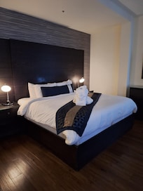 King size bed was super comfortable