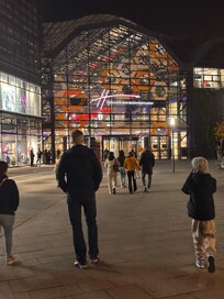 EKZ gegenüber des Hotels