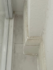 Dirty bathroom