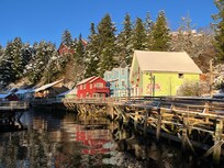 The other end of Creek Street