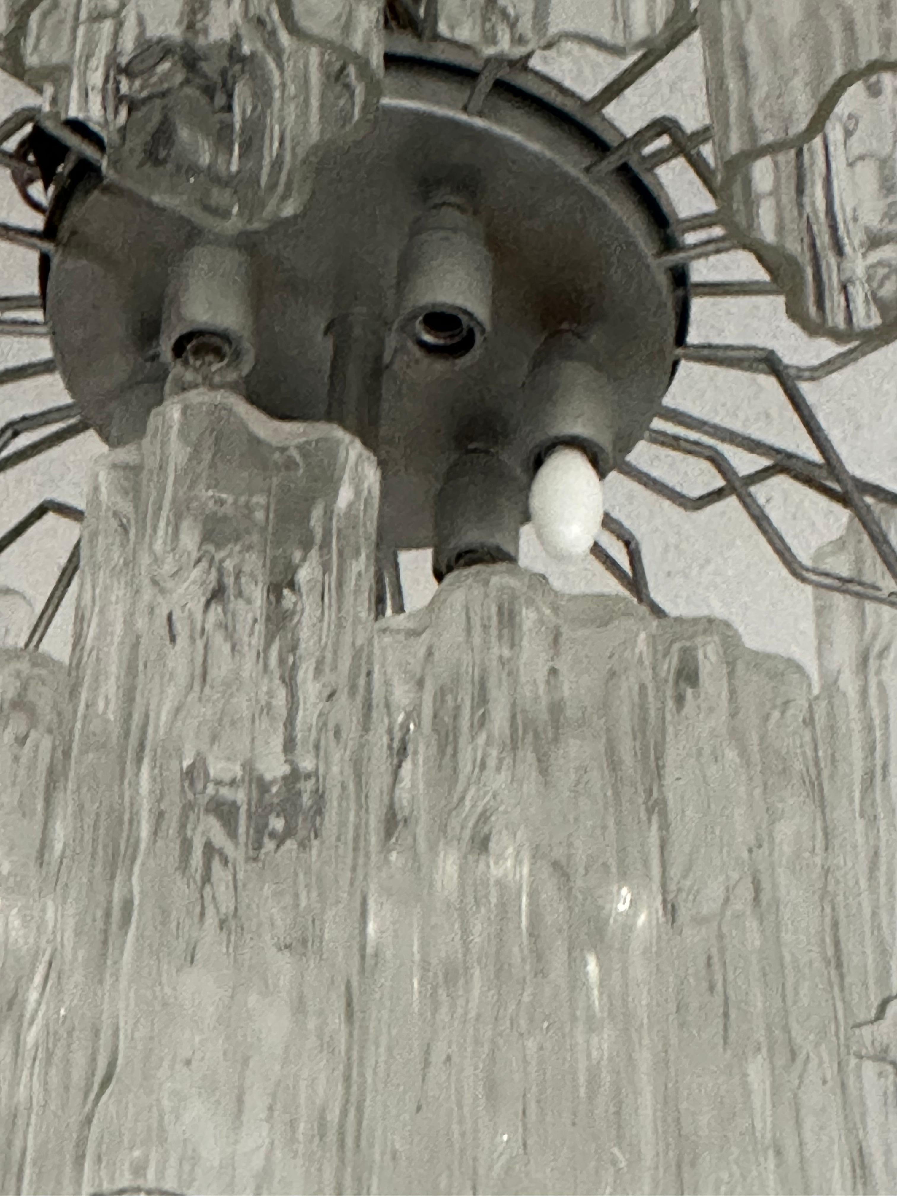 Missing kitchen light bulbs