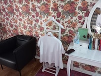 2 Möglichkeiten um Jacken aufzuhängen