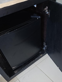 Completely outdated appliances that’s barely work
