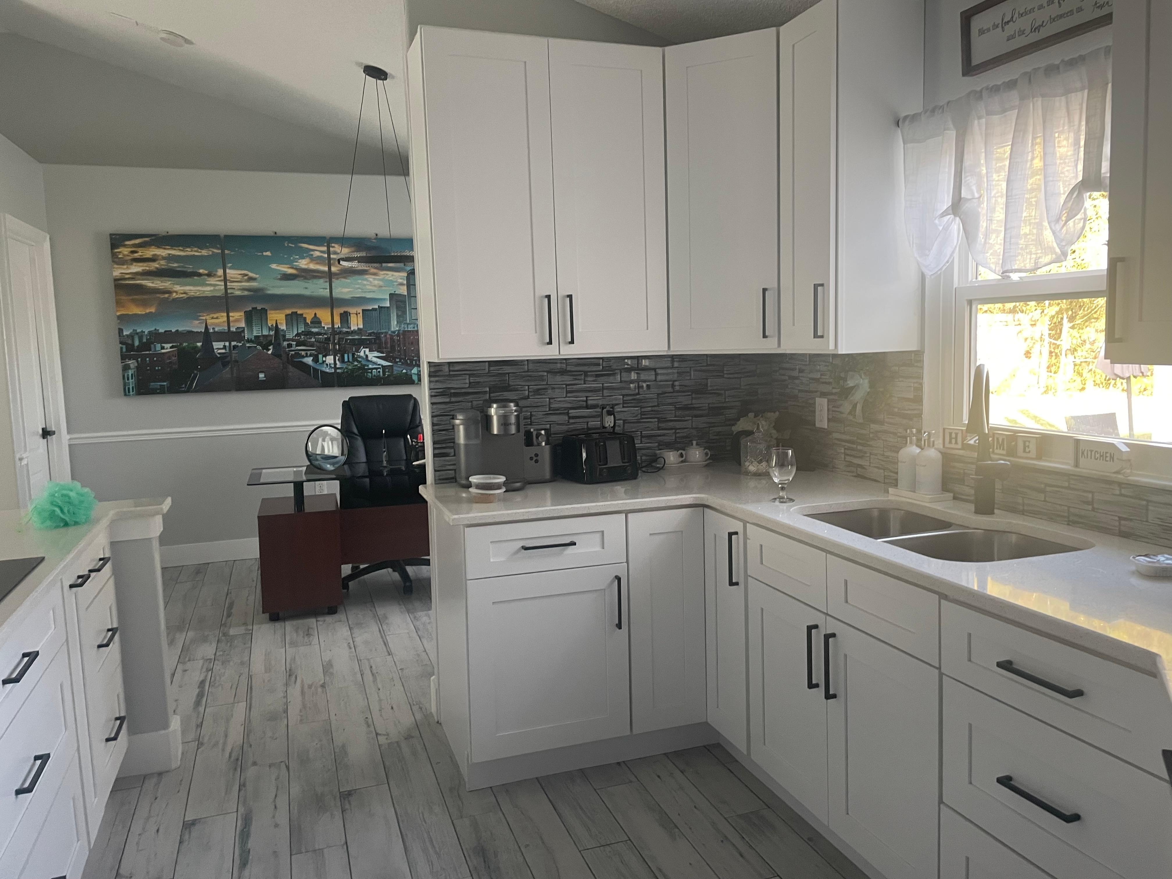 Kitchen. Great space 