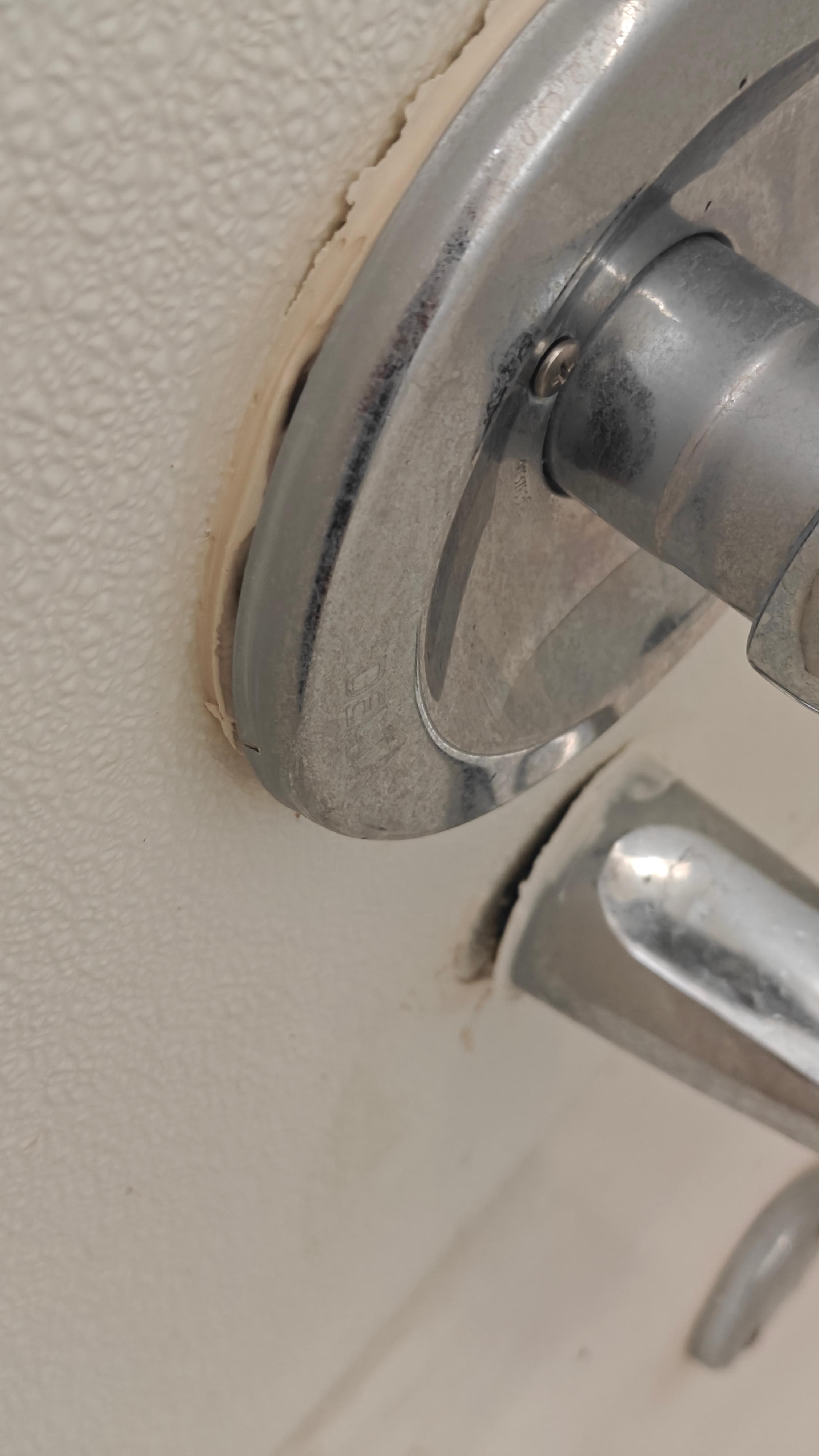 Spigot actually comes fully off the wall. You can see the separation here.