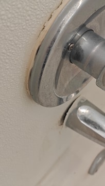 Spigot actually comes fully off the wall. You can see the separation here.