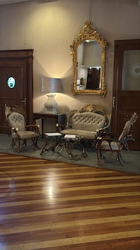 Lobby seating