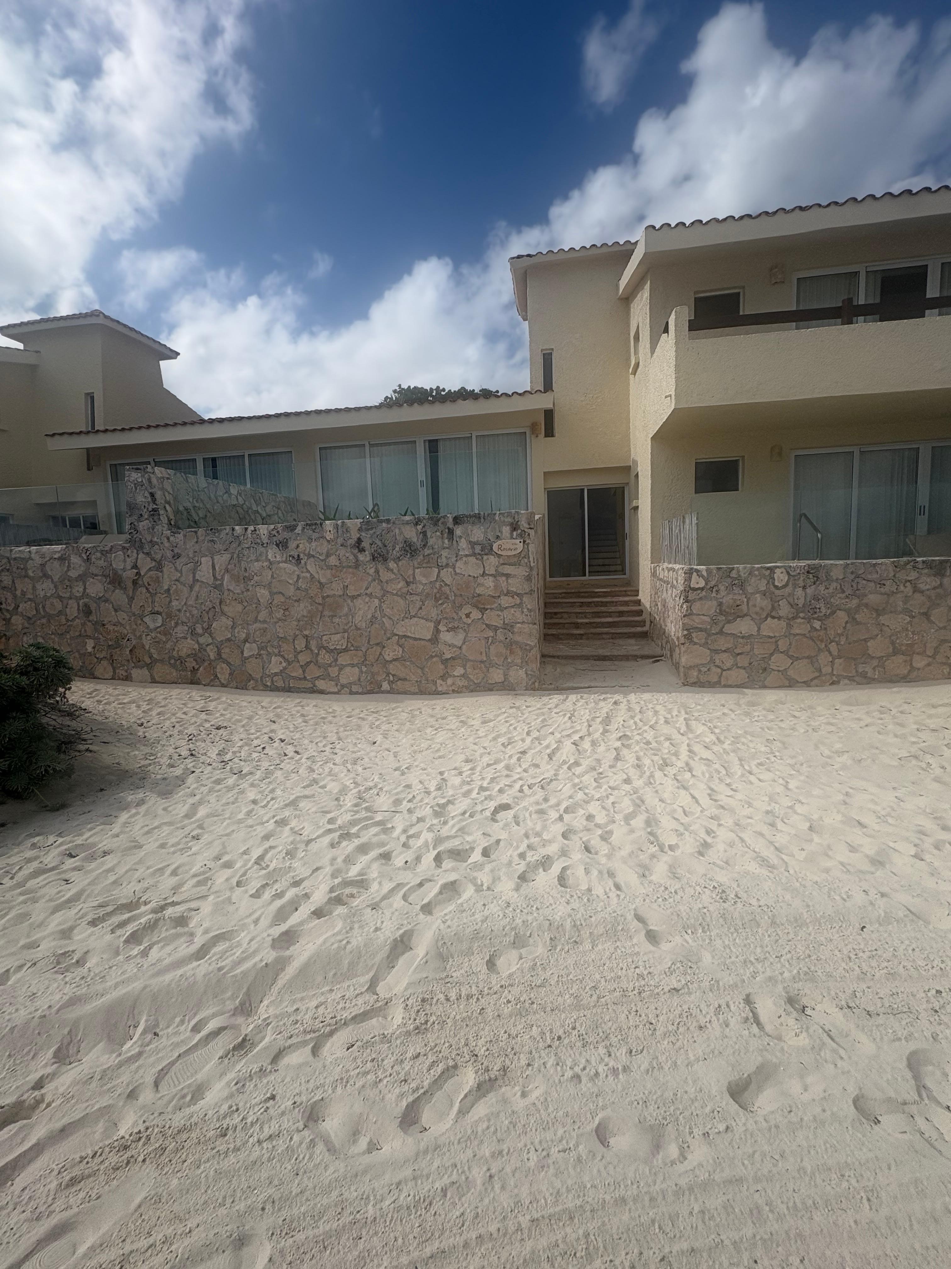Grand Villa Master Suite Ocean Front